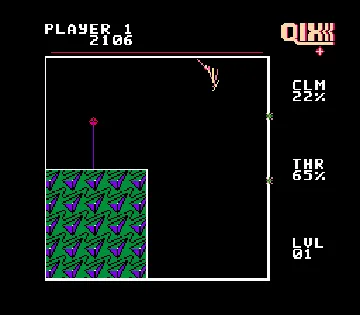 QIX (USA) screen shot game playing